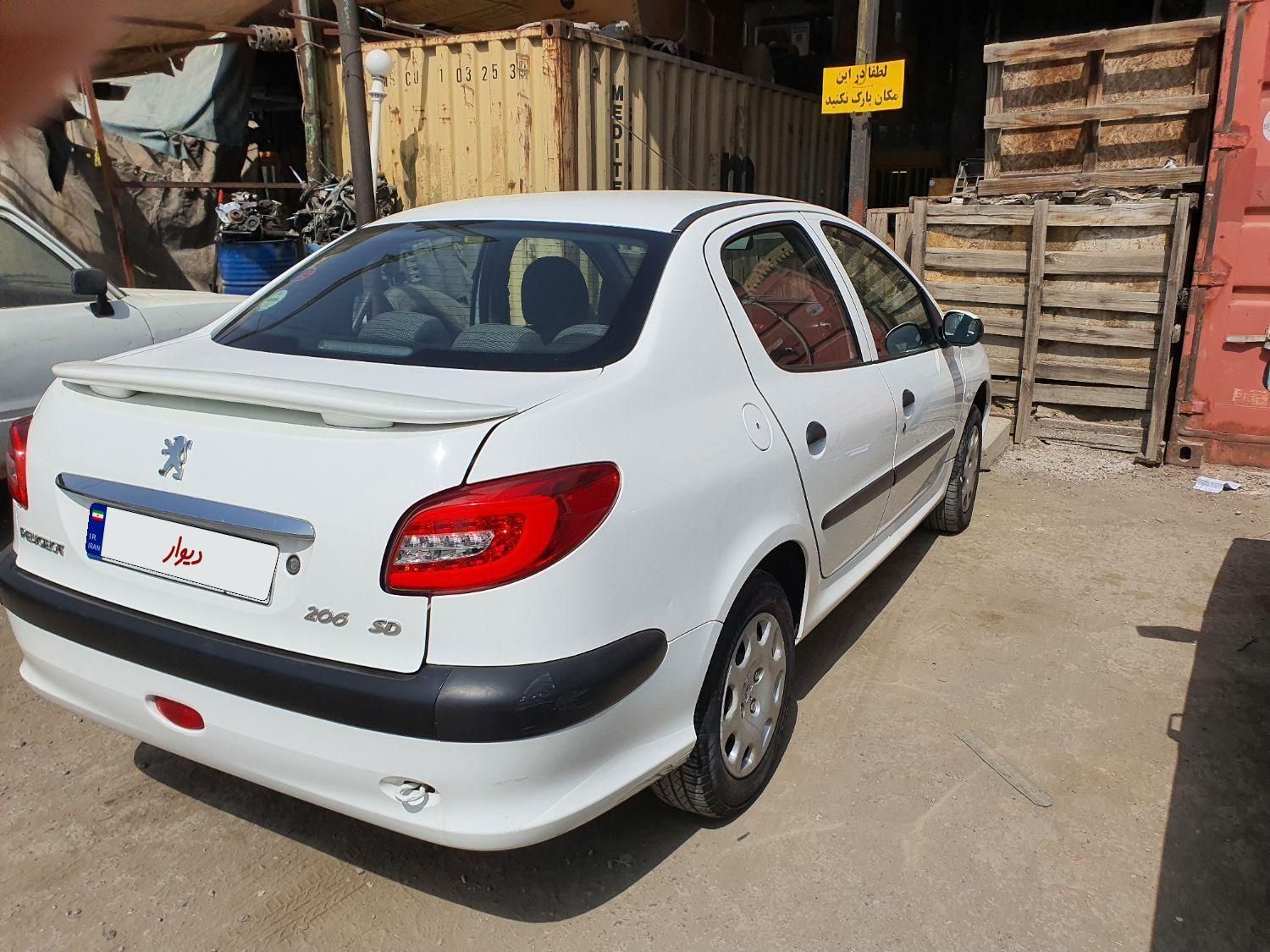 پژو ۲۰۶ صندوق دار v8 - 1399