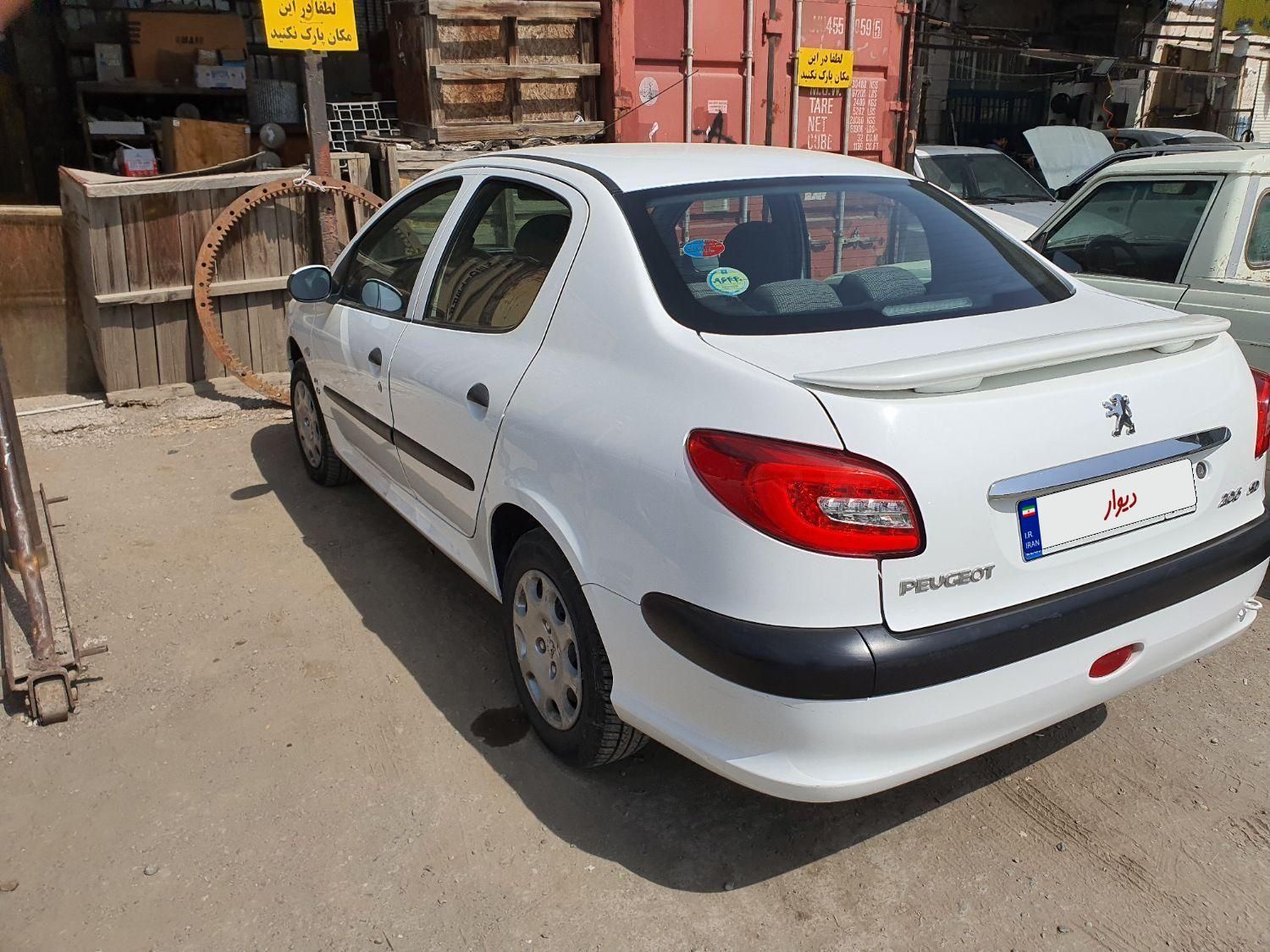 پژو ۲۰۶ صندوق دار v8 - 1399