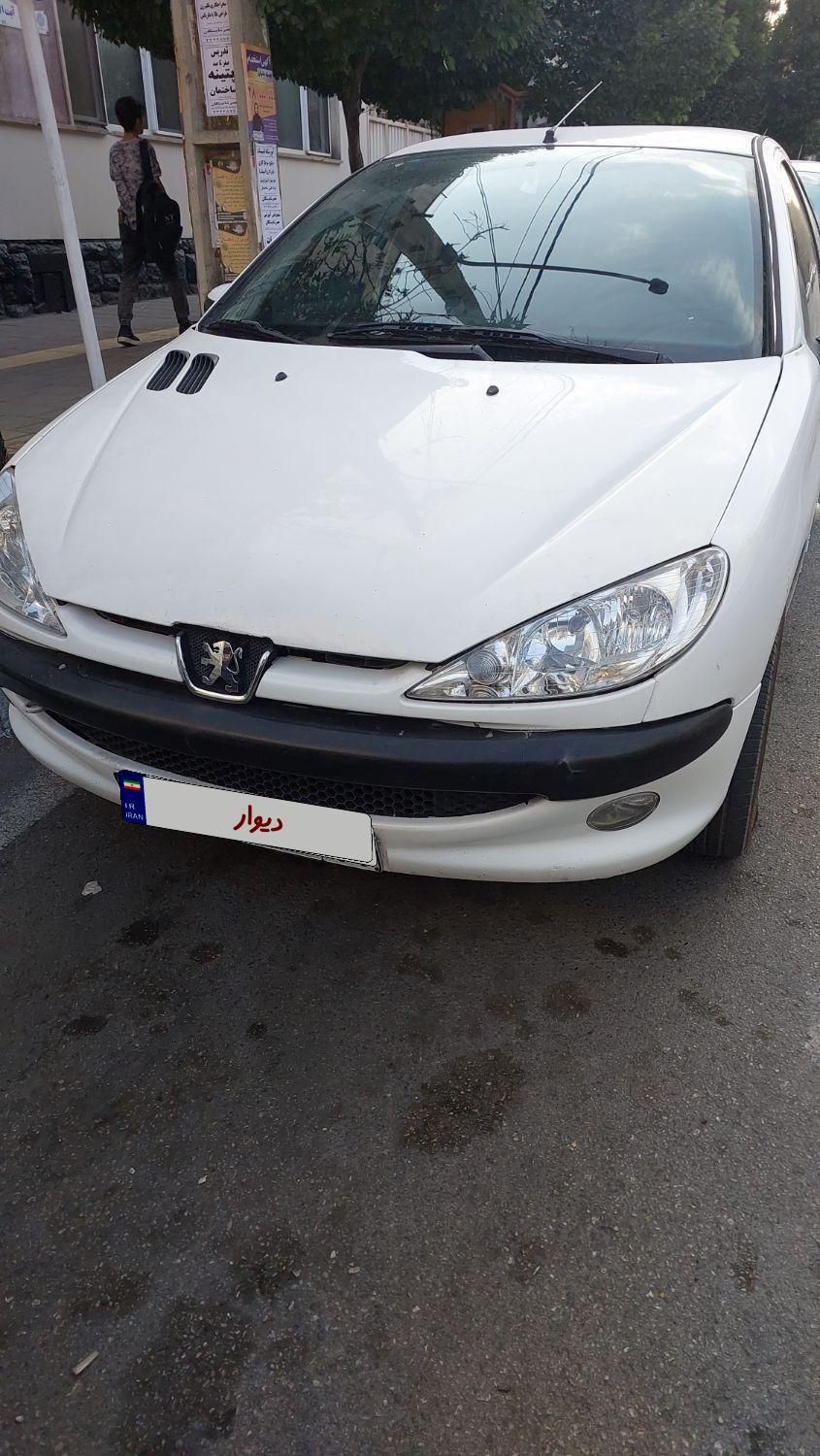 پژو ۲۰۶ صندوق دار v8 - 1393