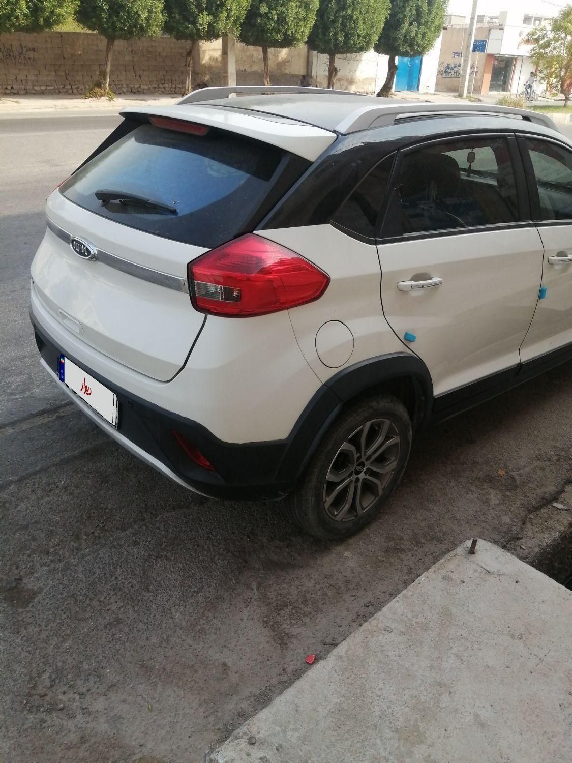 خودرو ام وی ام، X22 آگهی ann_19754052