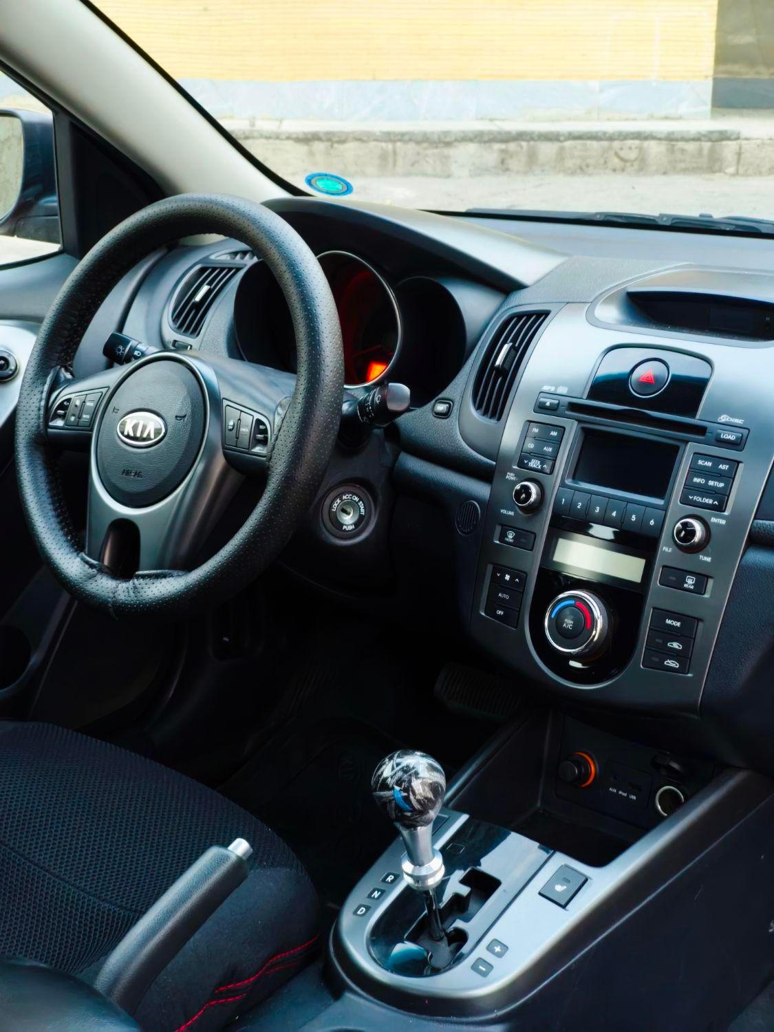 کیا سراتو 2.0 لیتر اتوماتیک GT لاین - 2010
