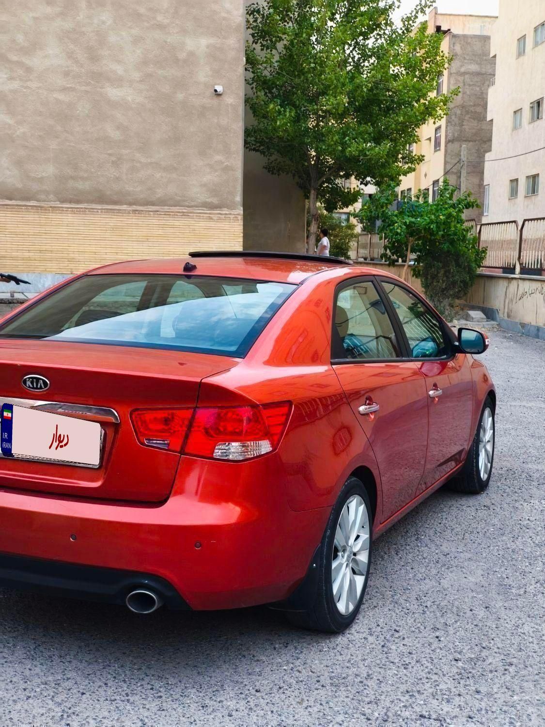 کیا سراتو 2.0 لیتر اتوماتیک GT لاین - 2010