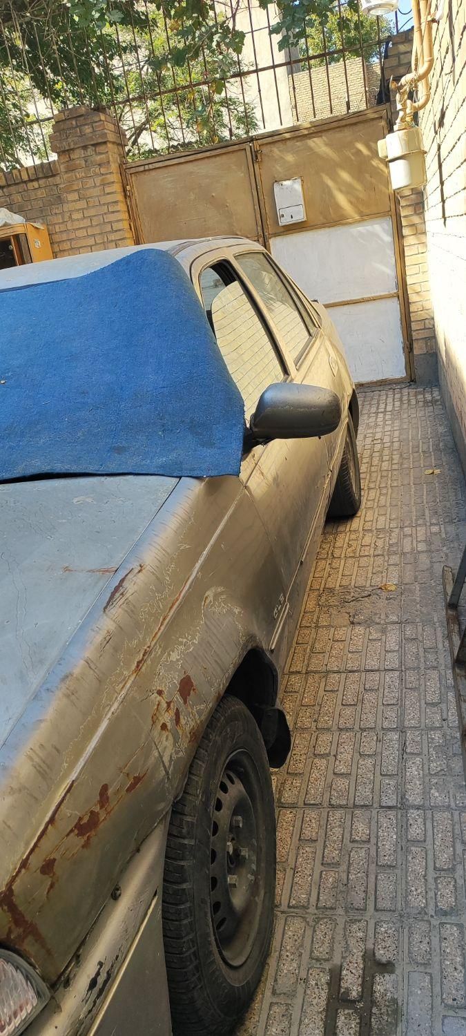 دوو سیلو سدان - 1379