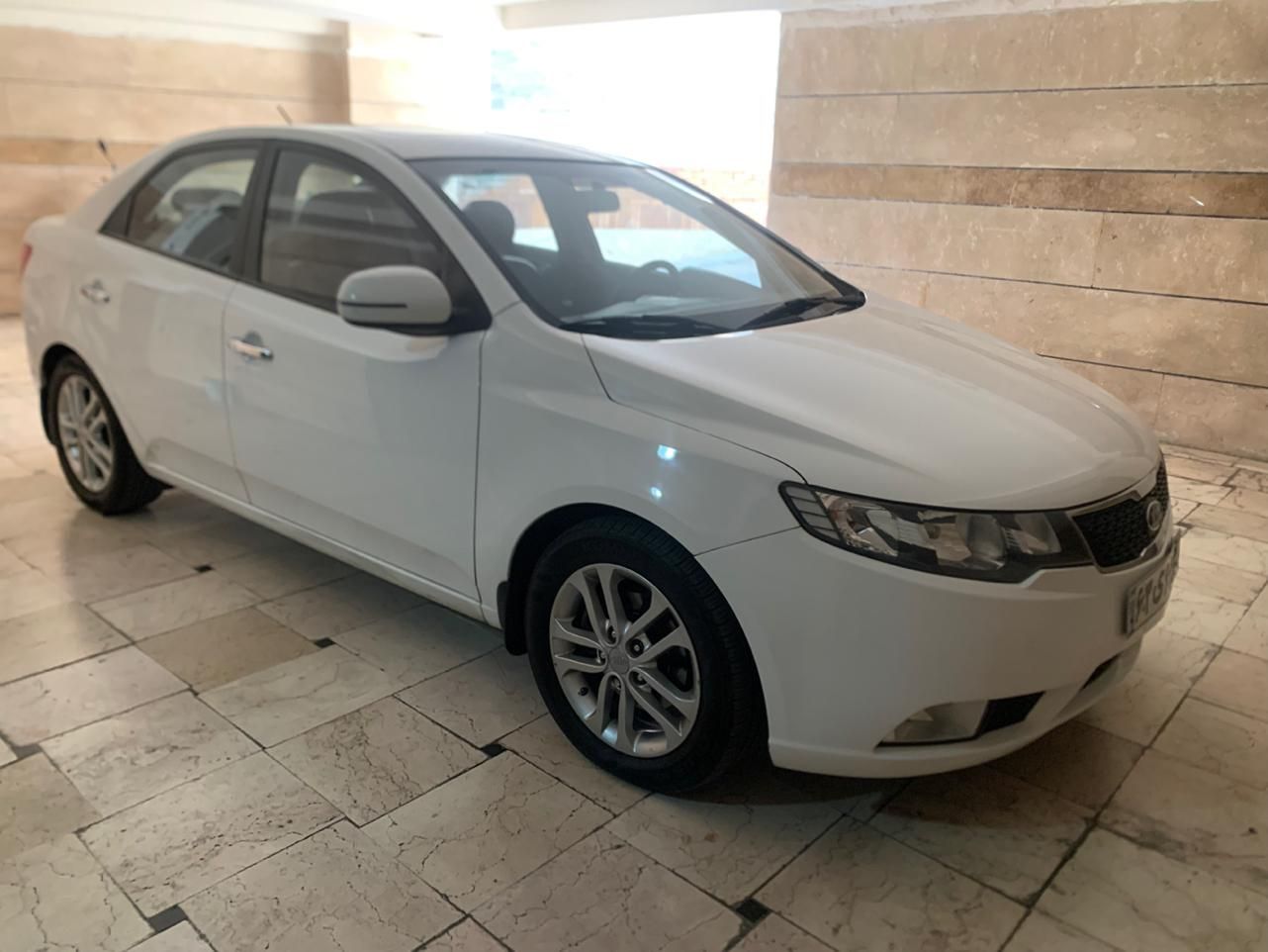 کیا سراتو 2.0 لیتر اتوماتیک GT لاین - 2017