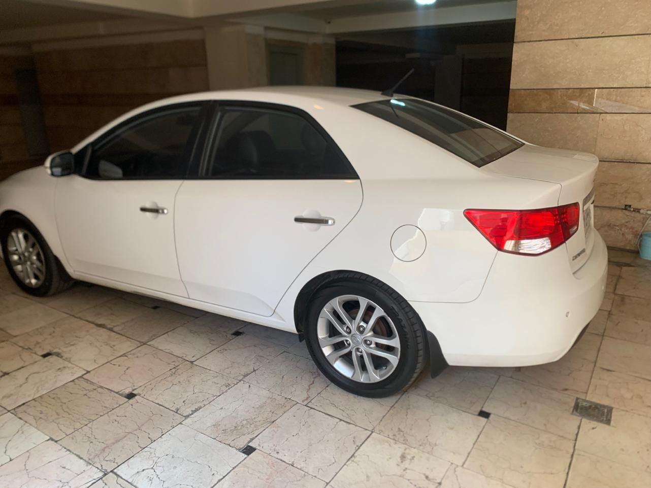 کیا سراتو 2.0 لیتر اتوماتیک GT لاین - 2017