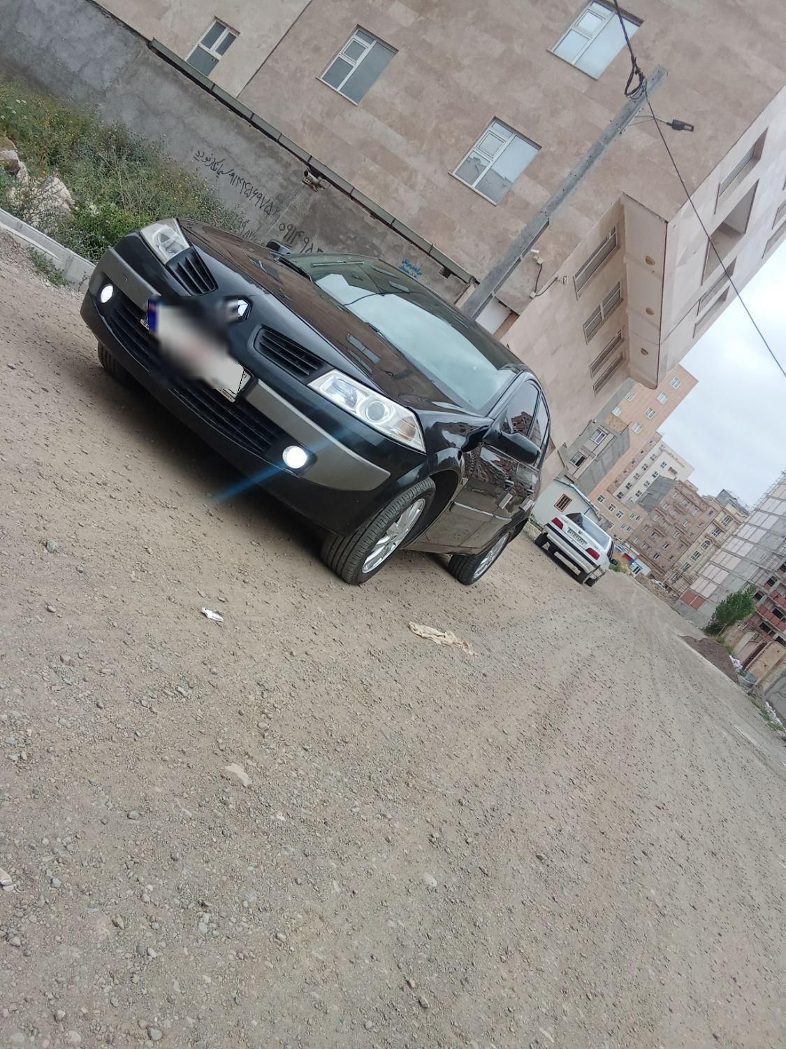 رنو مگان پارس خودرو 1600 E2 - 1389