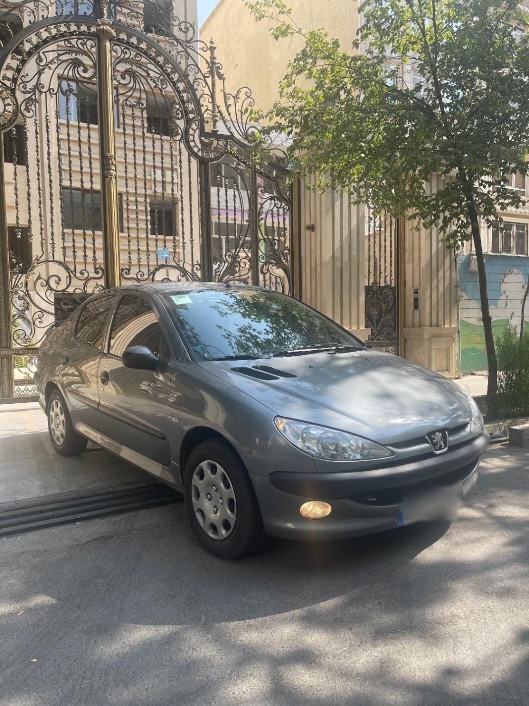 پژو ۲۰۶ صندوق دار v8 - 1396