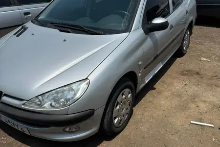 پژو ۲۰۶ صندوق دار v8 - 1400