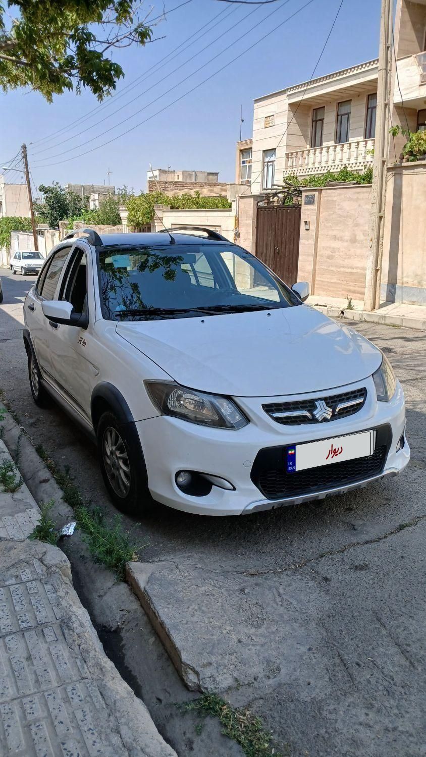 خودرو کوییک، R آگهی ann_19755835