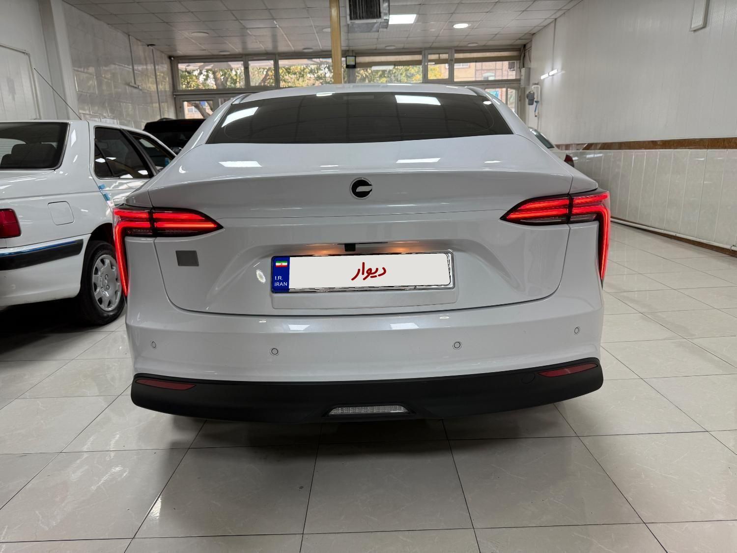 لونا GRE 110 کیلو وات - 2024