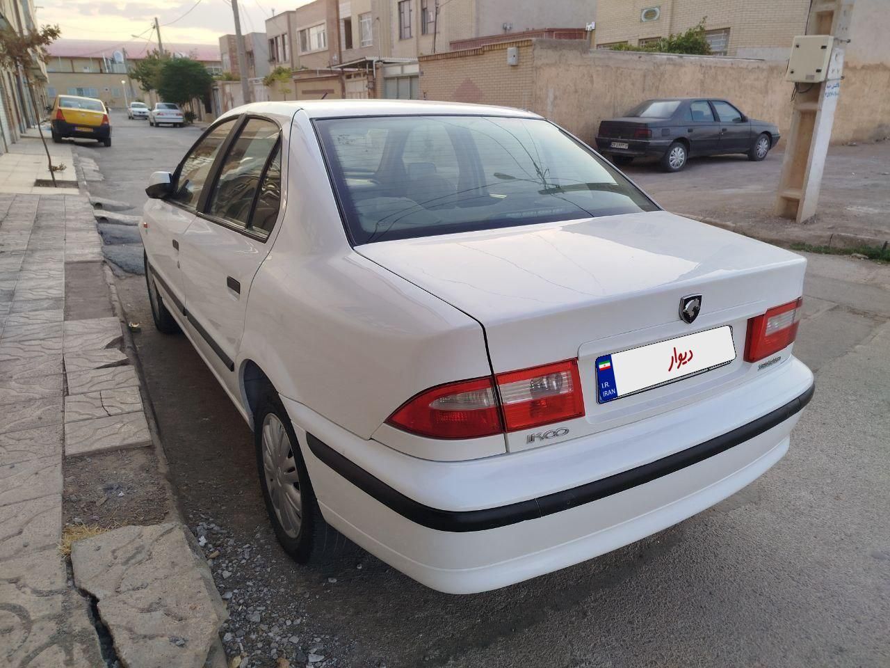 سمند LX XU7 - 1390