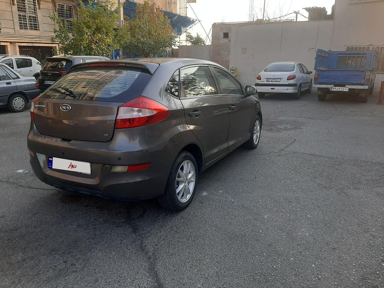 ام وی ام 315 هاچ بک ساده دنده ای - 1392