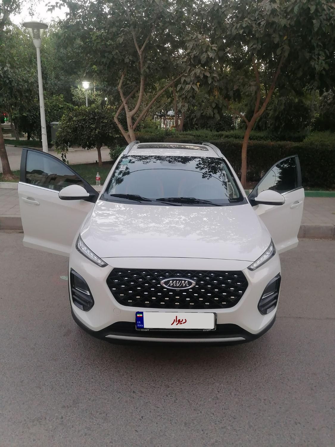 ام وی ام X22 پرو اتوماتیک اکسلنت - 1402