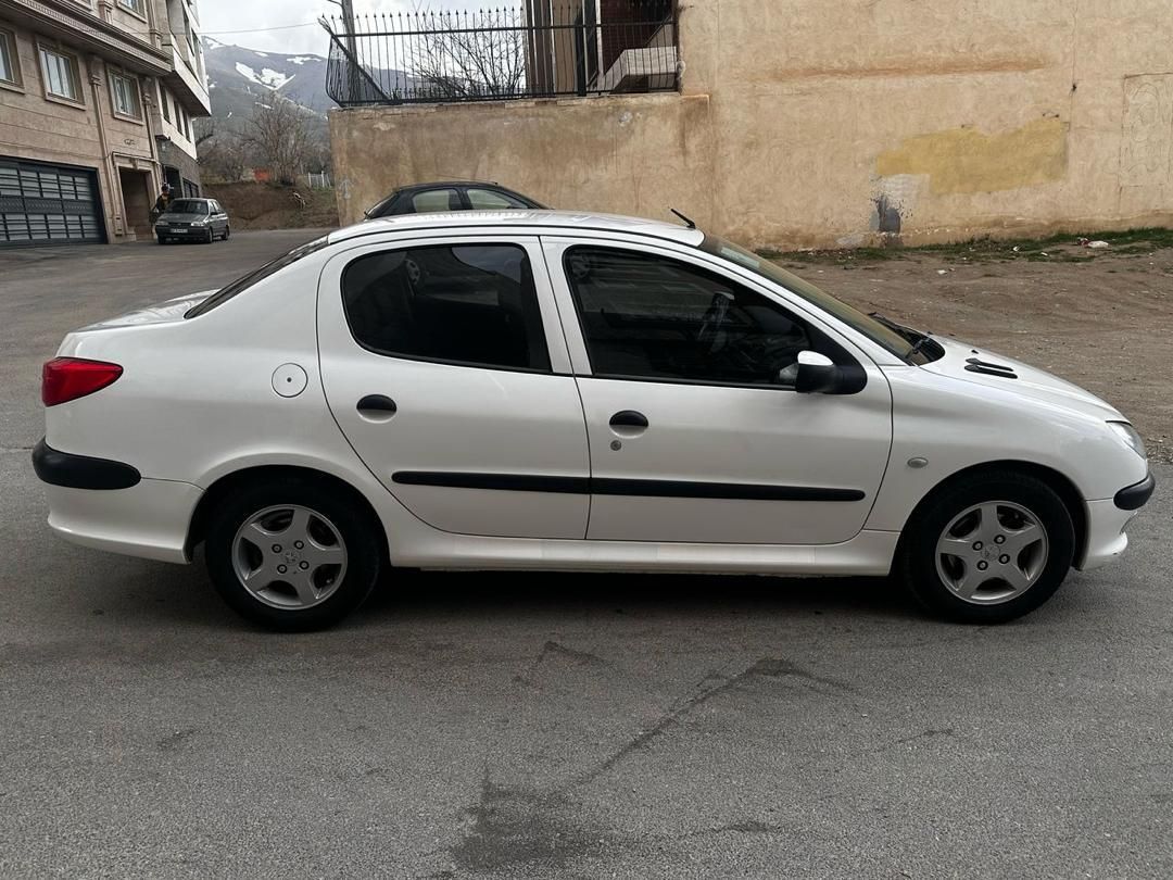پژو ۲۰۶ صندوق دار v8 - 1397