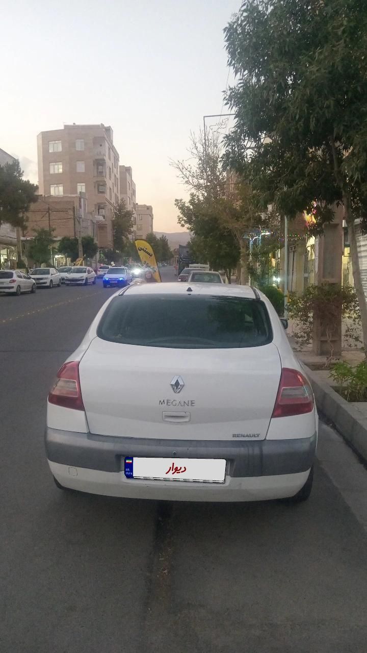 رنو مگان پارس خودرو 1600 E2 - 1391