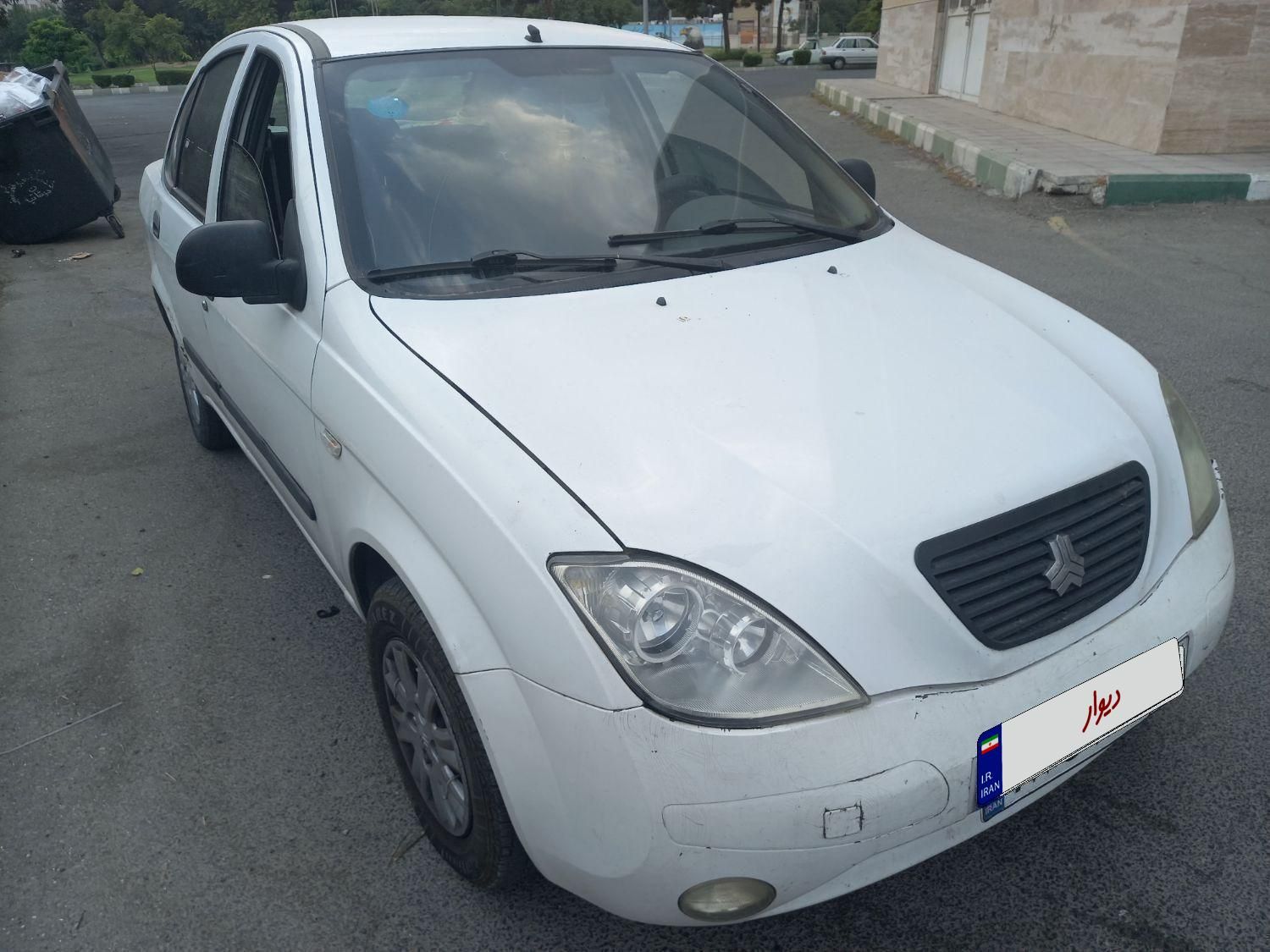 تیبا صندوق دار SX - 1392