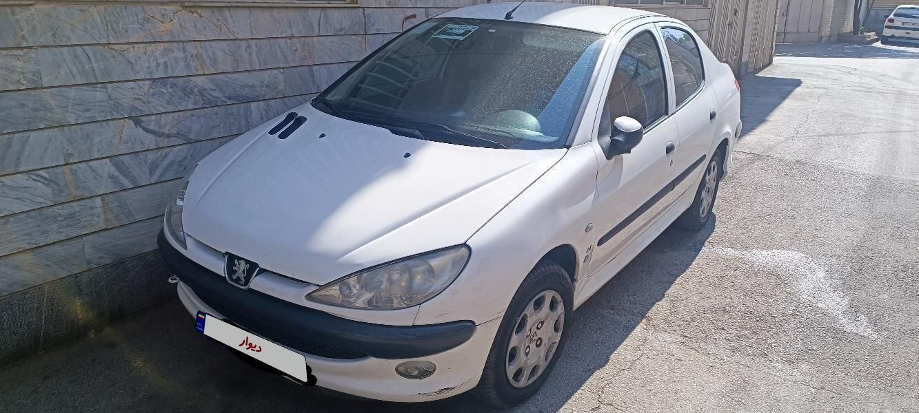 پژو ۲۰۶ صندوق دار v8 - 1396