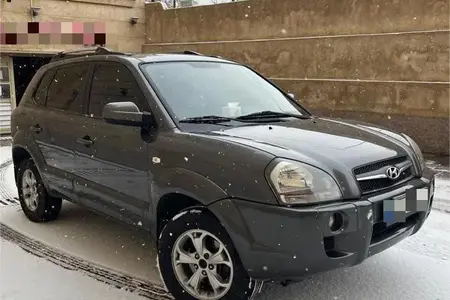 هیوندای توسان 2.7 لیتر - 2009