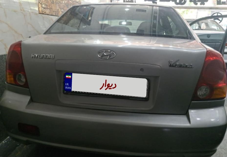 هیوندای ورنا دنده‌ ای - 1383