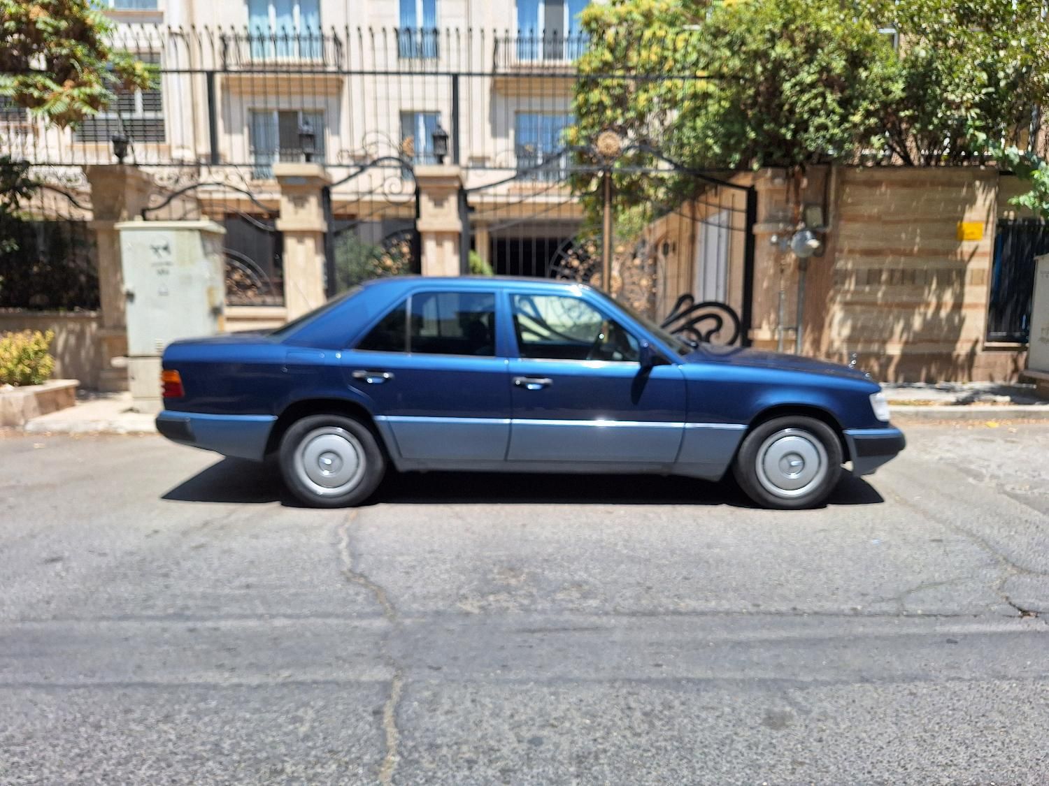 بنز E 230 - 1991