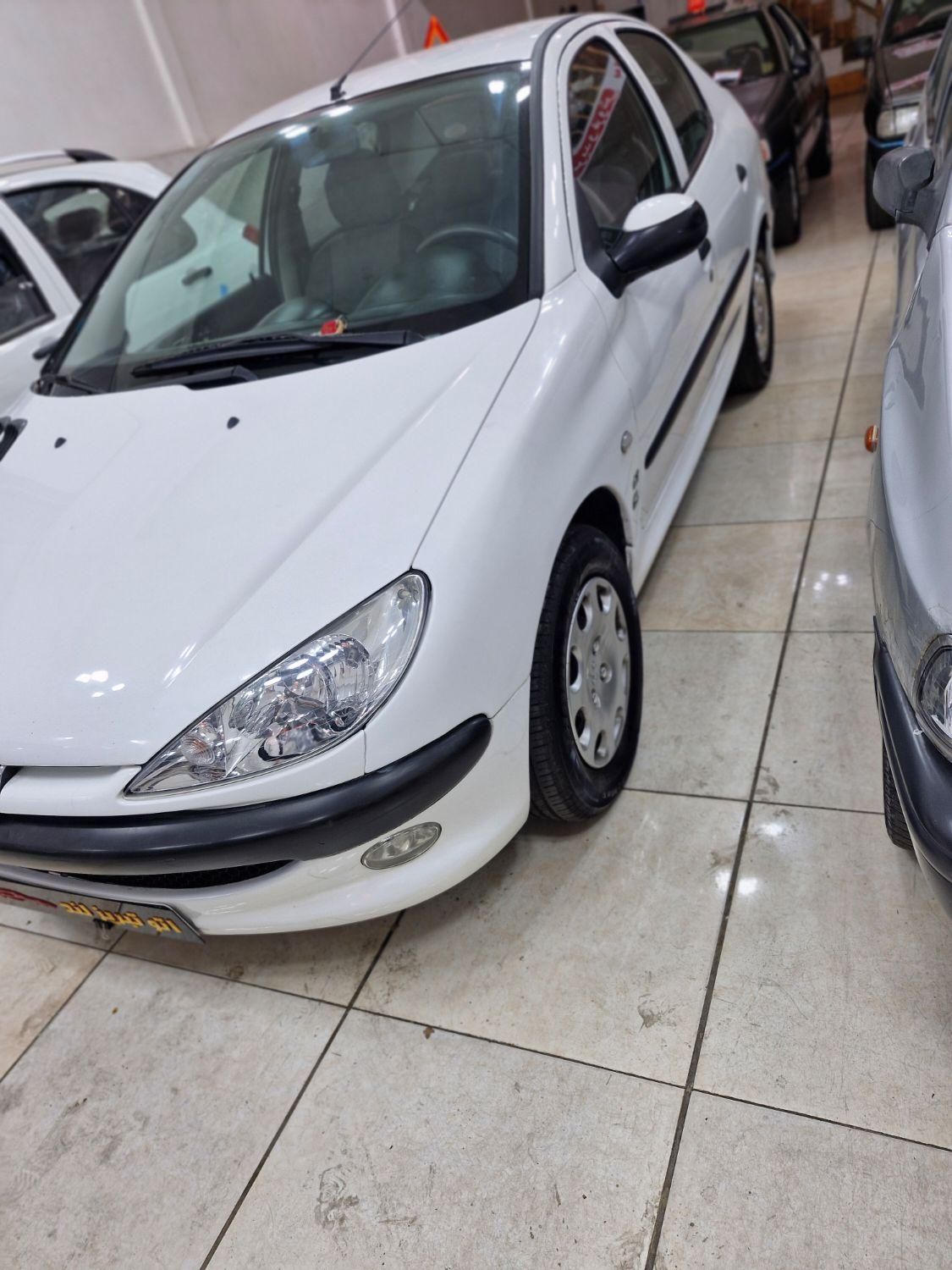 پژو ۲۰۶ صندوق دار v8 - 1397