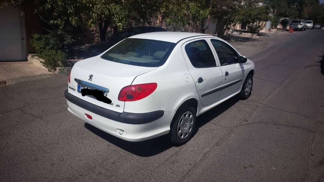 پژو ۲۰۶ صندوق دار v8 - 1395