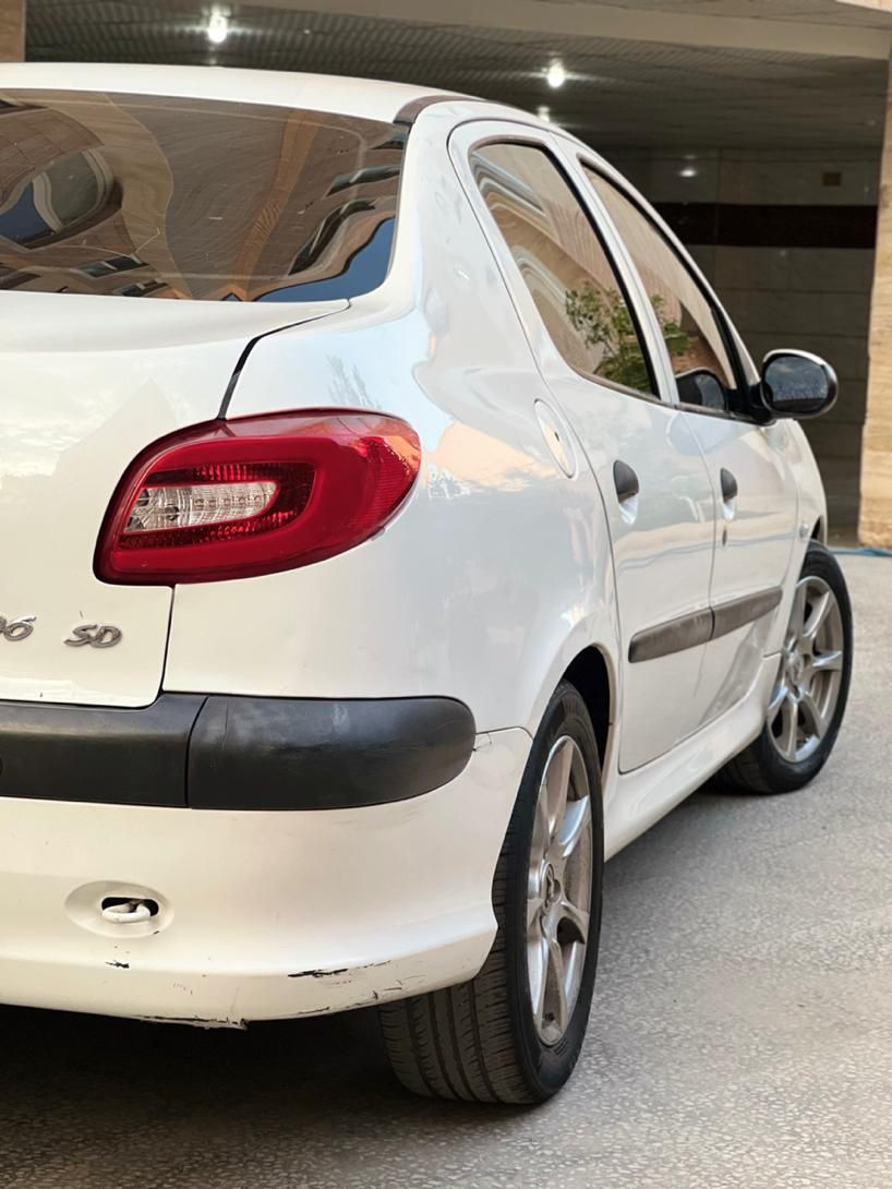 پژو ۲۰۶ صندوق دار v8 - 1397