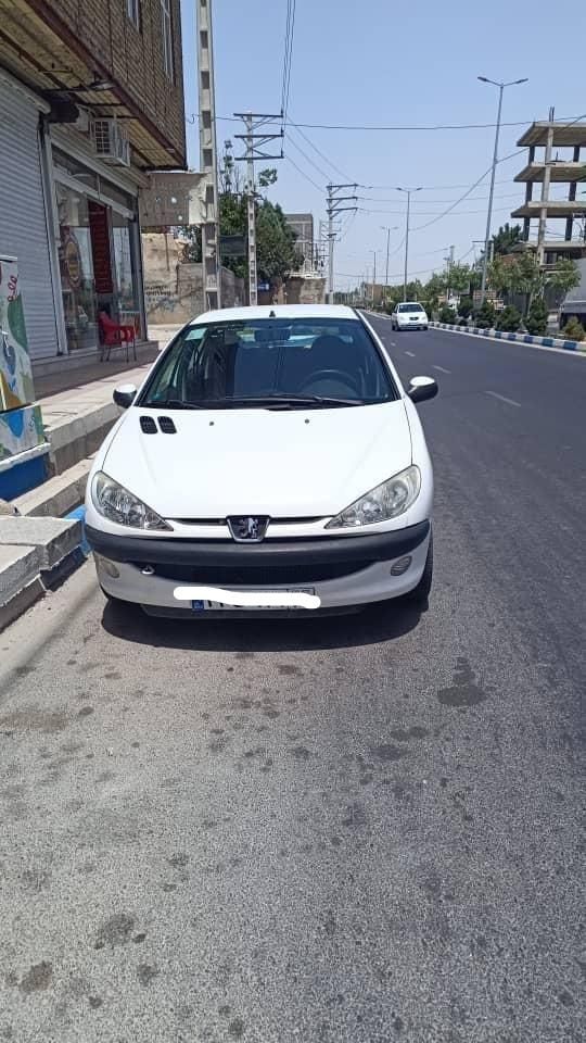 خودرو پژو، ۲۰۶ صندوق دار آگهی ann_19760211