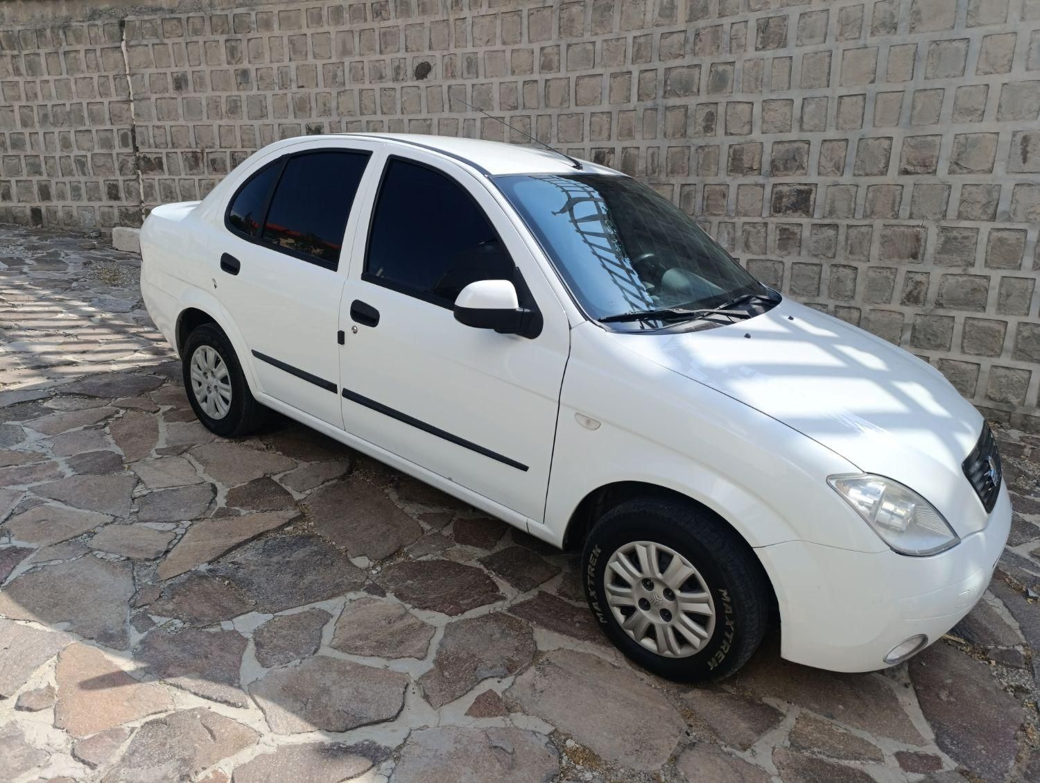 تیبا صندوق دار SX - 1399