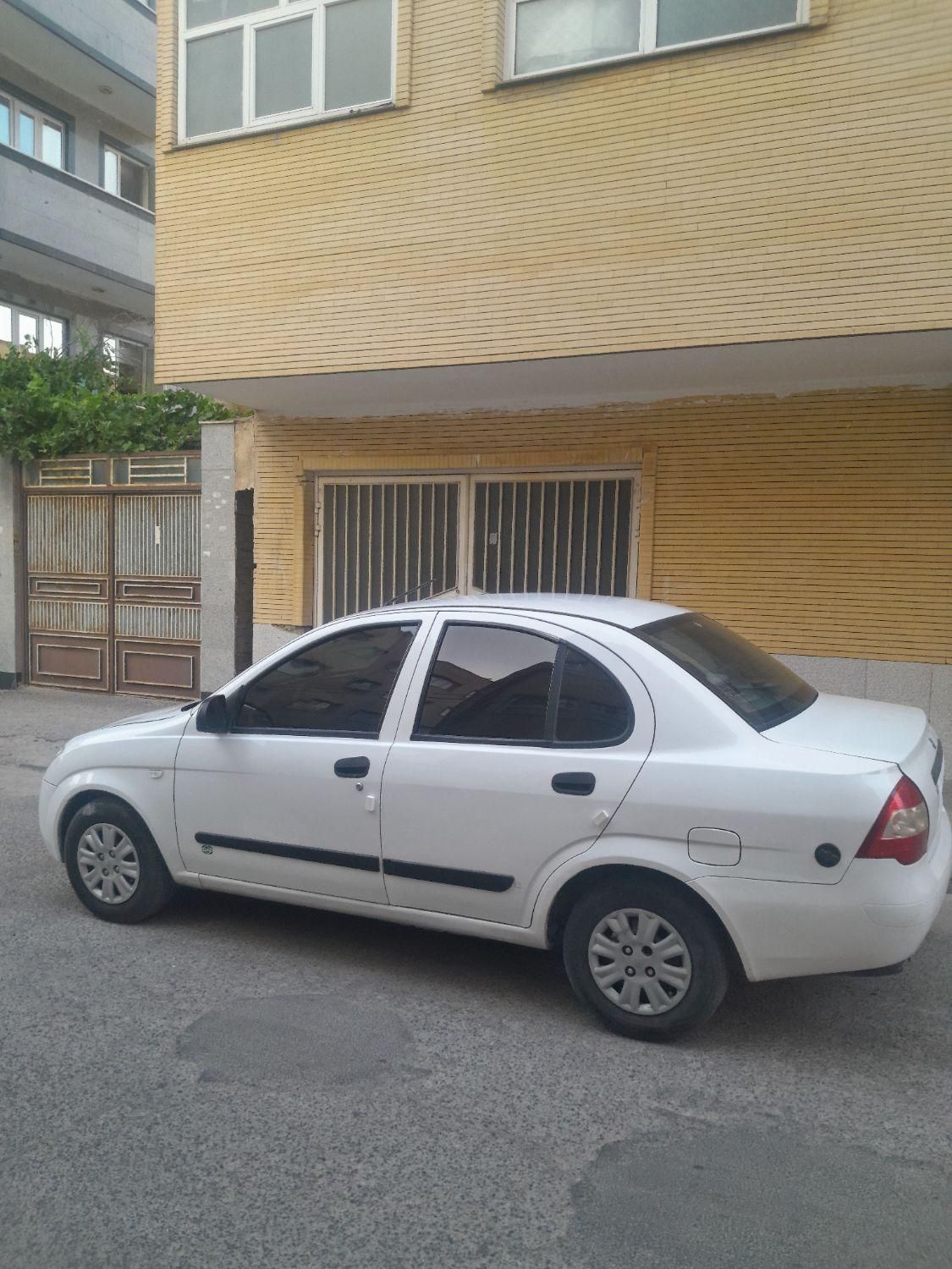 تیبا صندوق دار SX - 1394