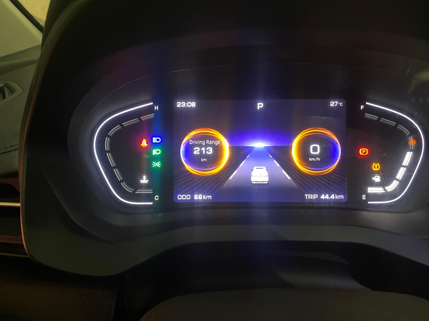کی ام سی X5 ۱.۵ لیتر توربو - 2025