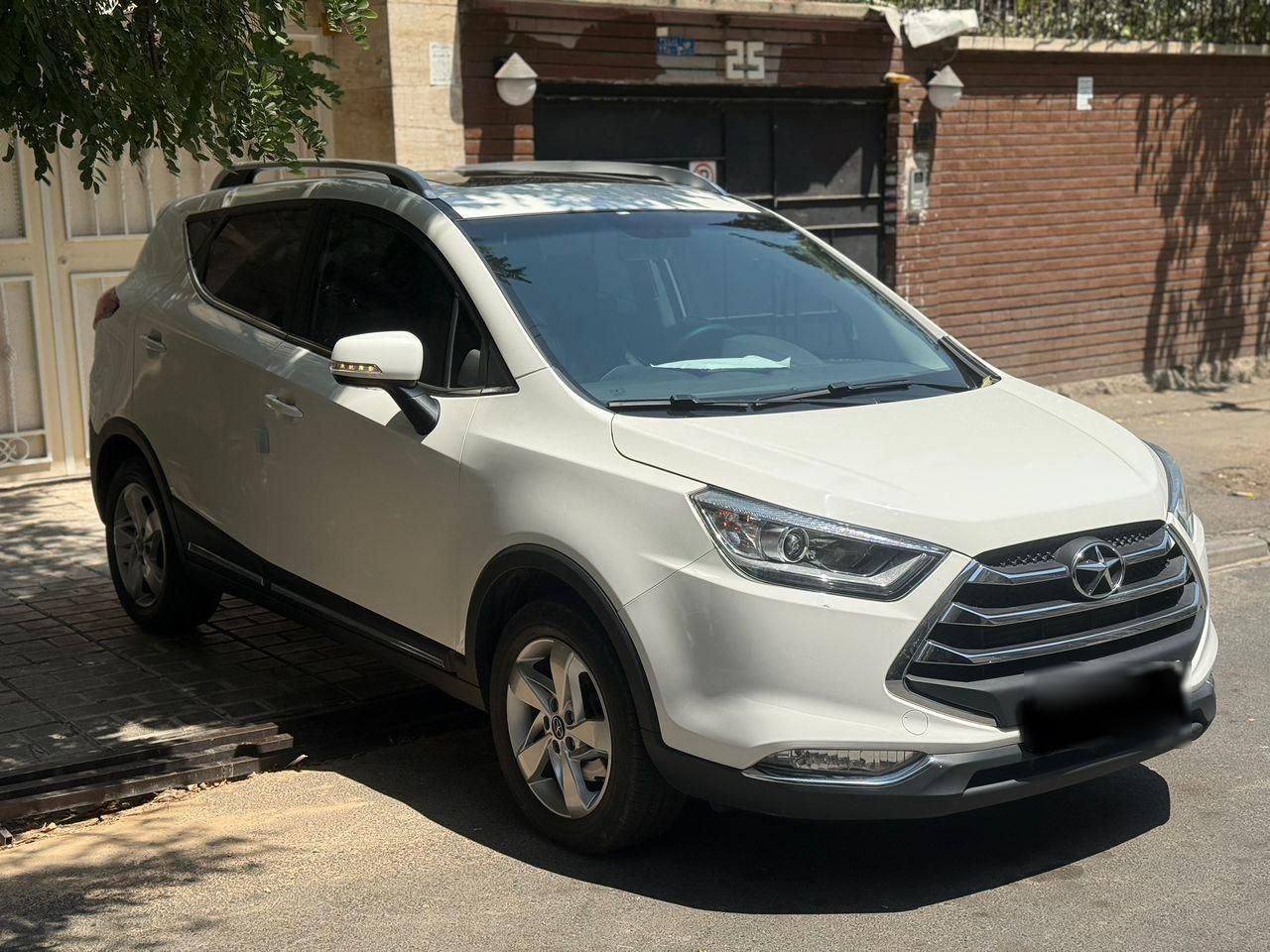 جک S3 اتوماتیک - 1402