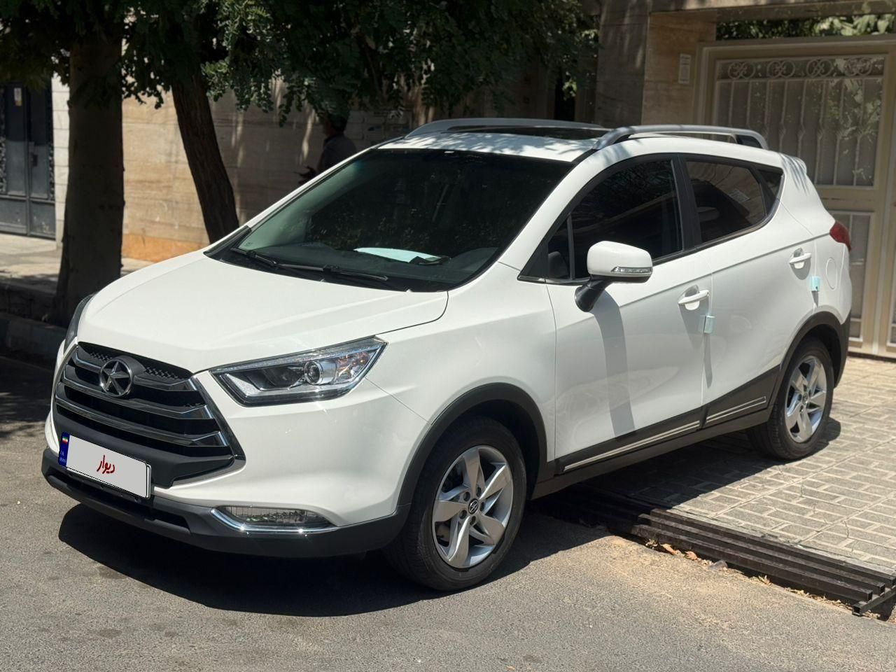 جک S3 اتوماتیک - 1402