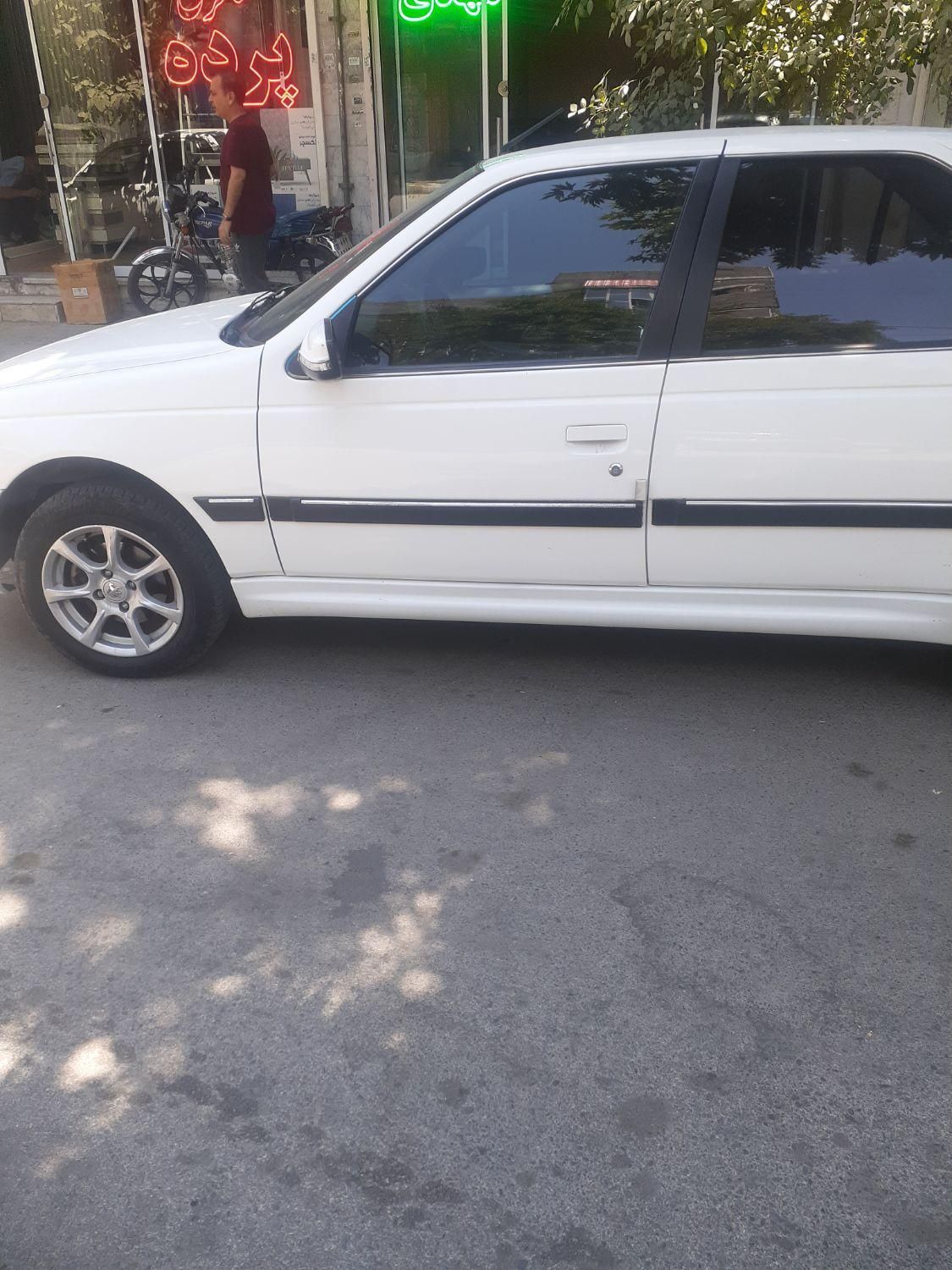 پژو پارس ELX-XU7P سفارشی - 1402