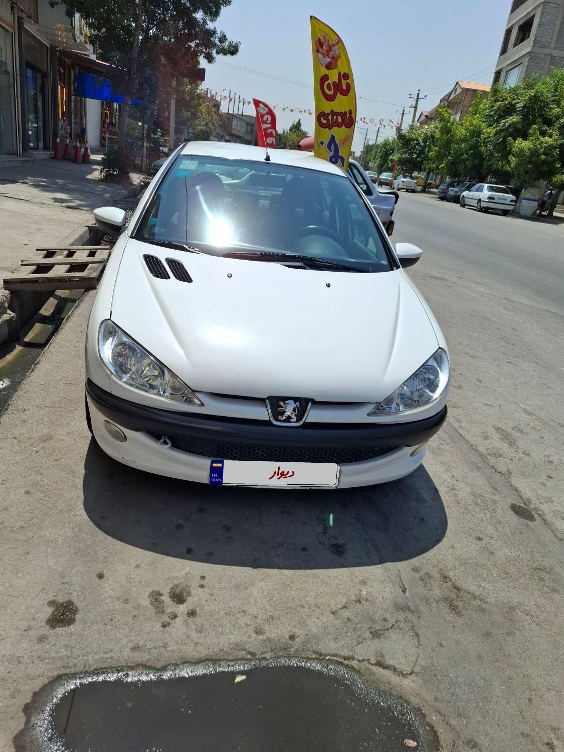 پژو ۲۰۶ صندوق دار v8 - 1390