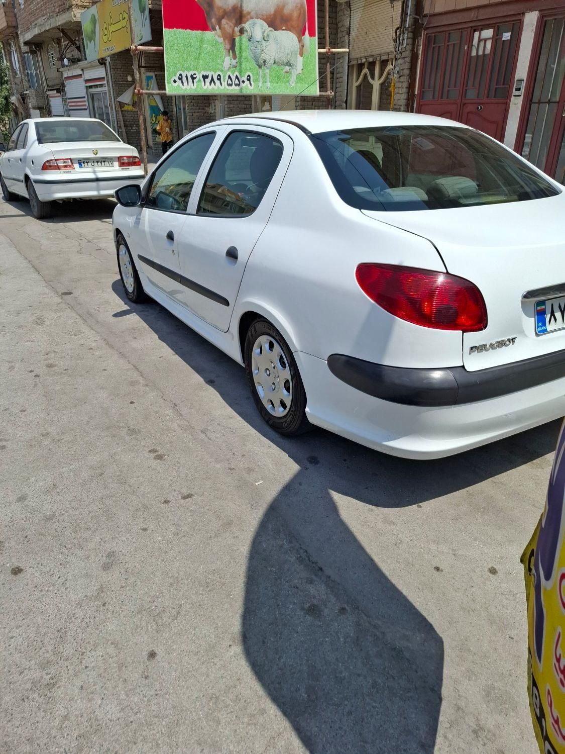 پژو ۲۰۶ صندوق دار v8 - 1390