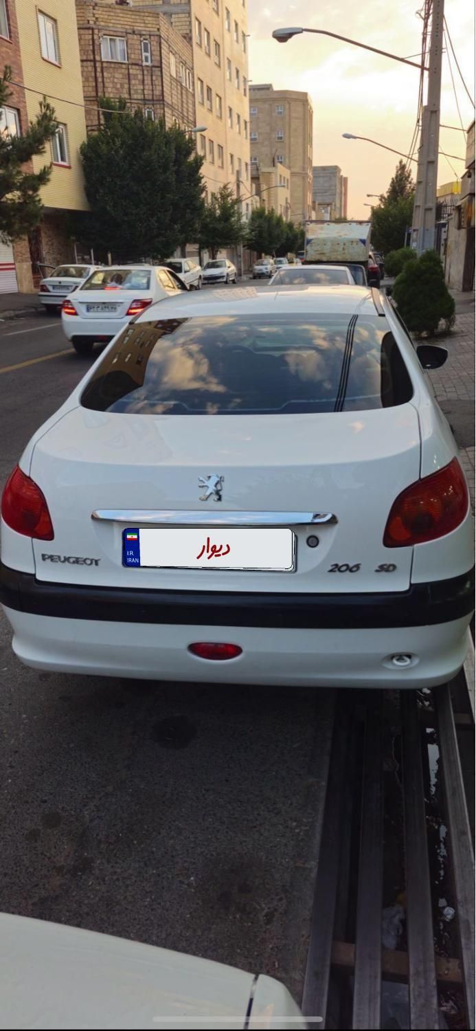 پژو ۲۰۶ صندوق دار v8 - 1398