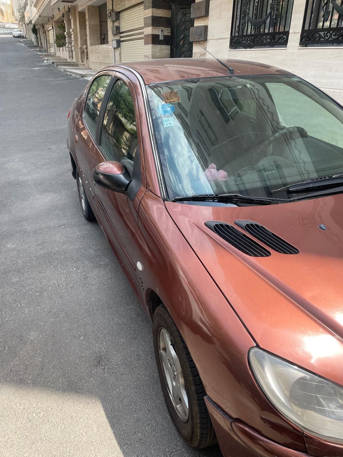 پژو ۲۰۶ صندوق دار v8 - 1390