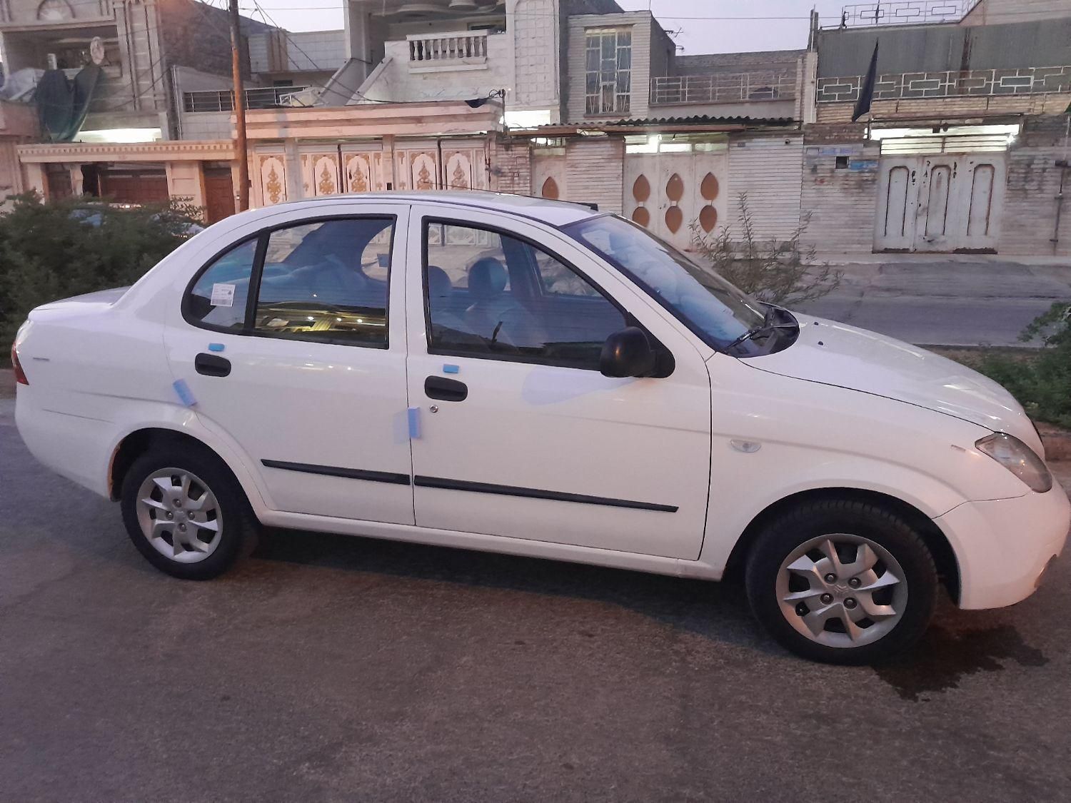 تیبا صندوق دار SX - 1396