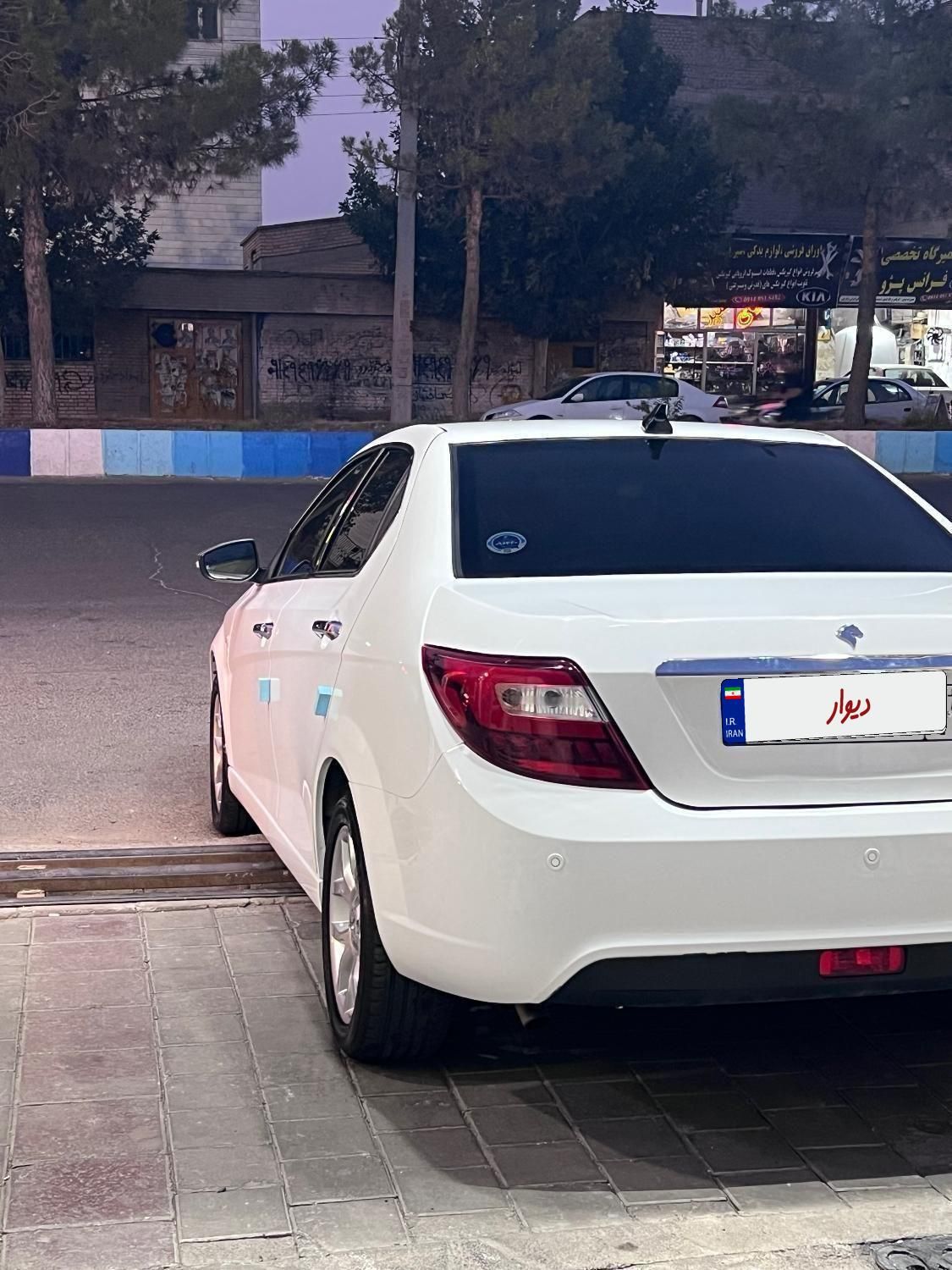 دنا پلاس توربو 6 دنده - 1402