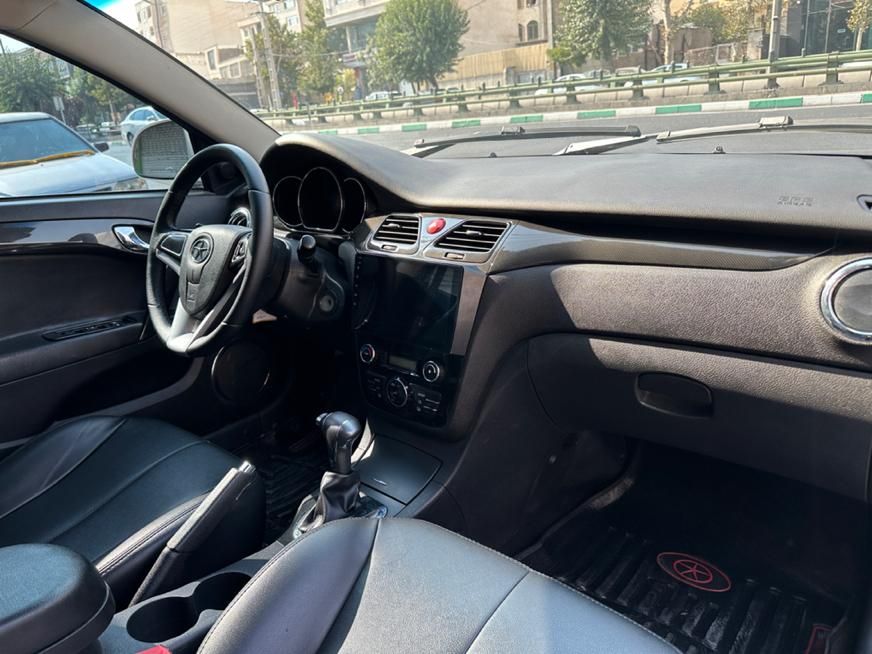 جک J5 اتوماتیک - 1396