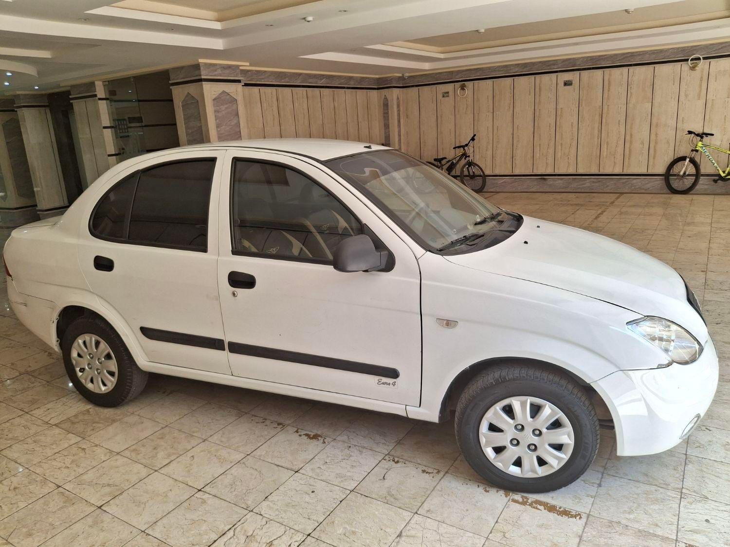 تیبا صندوق دار EX - 1393