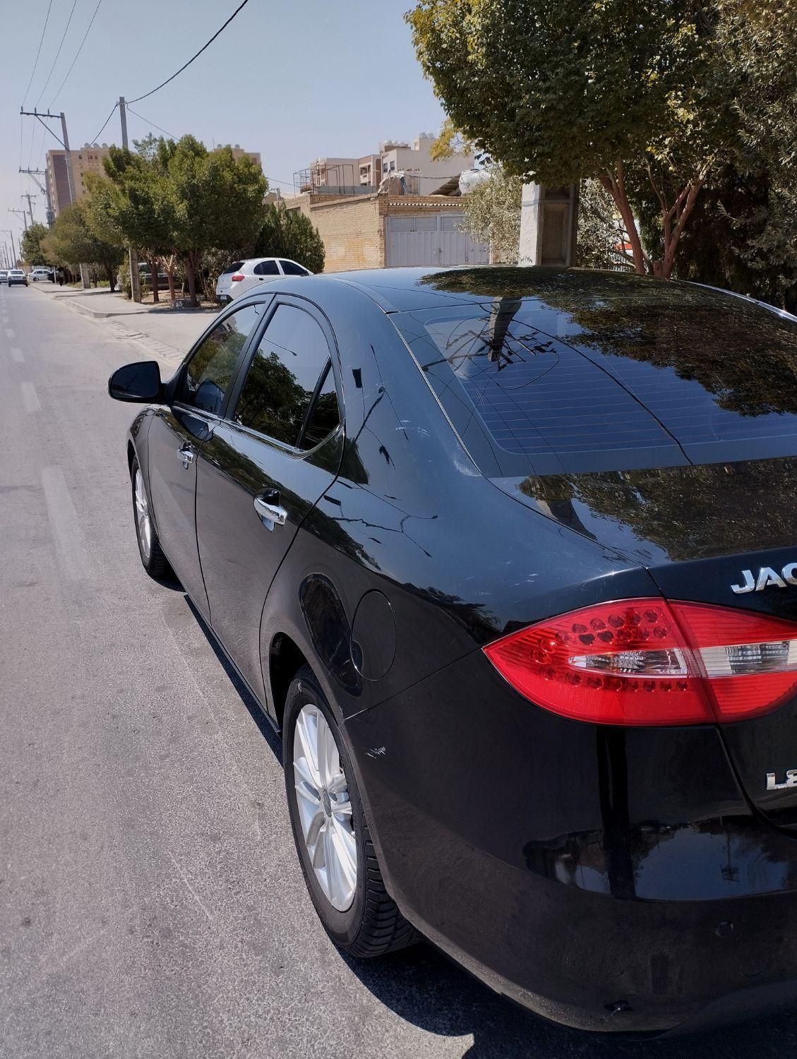 جک J5 اتوماتیک - 1395