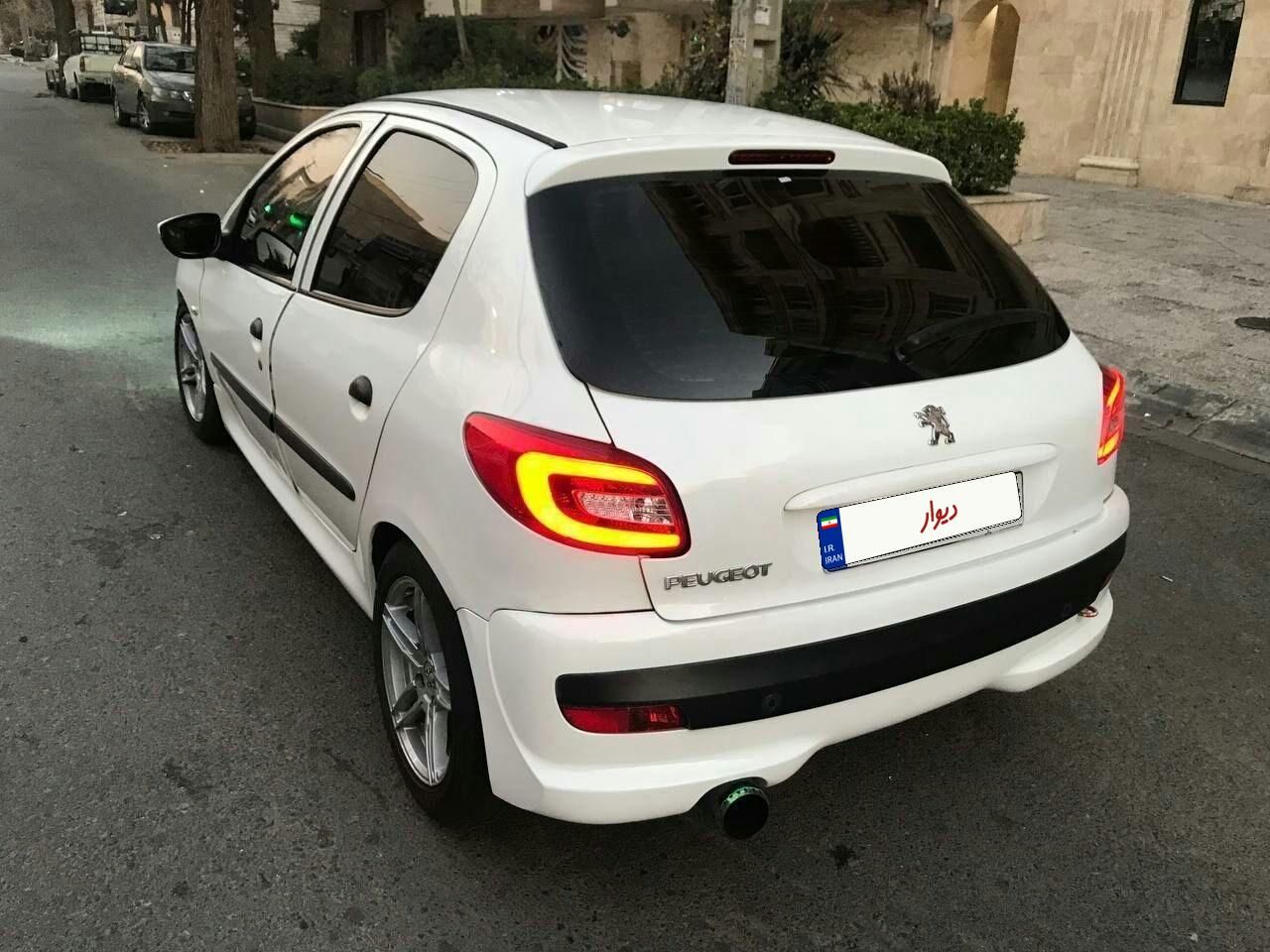 پژو 206 تیپ 5 - 1396