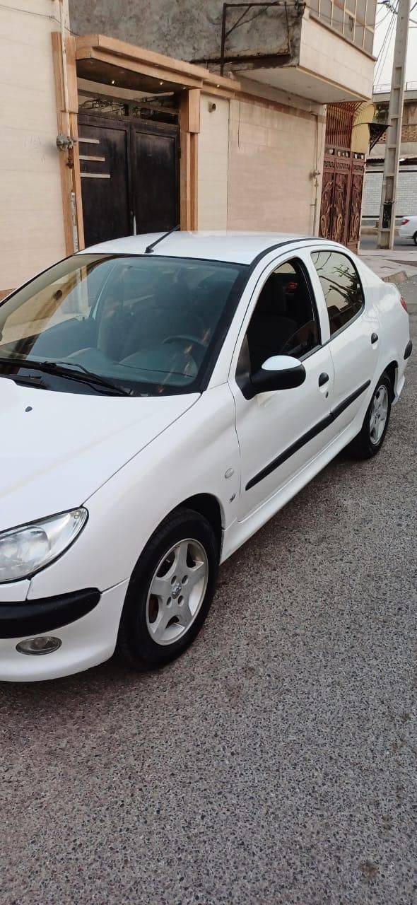 پژو ۲۰۶ صندوق دار v8 - 1395