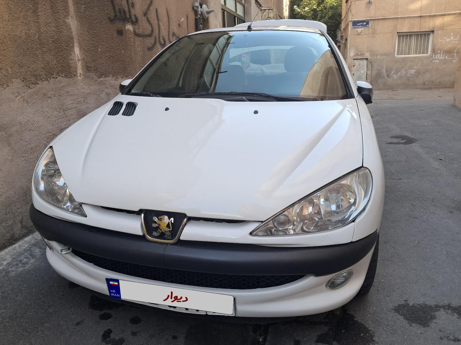 پژو ۲۰۶ صندوق دار v8 - 1394