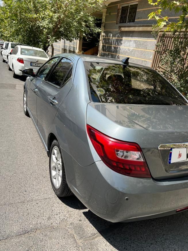 دنا پلاس توربو اتوماتیک - 1401