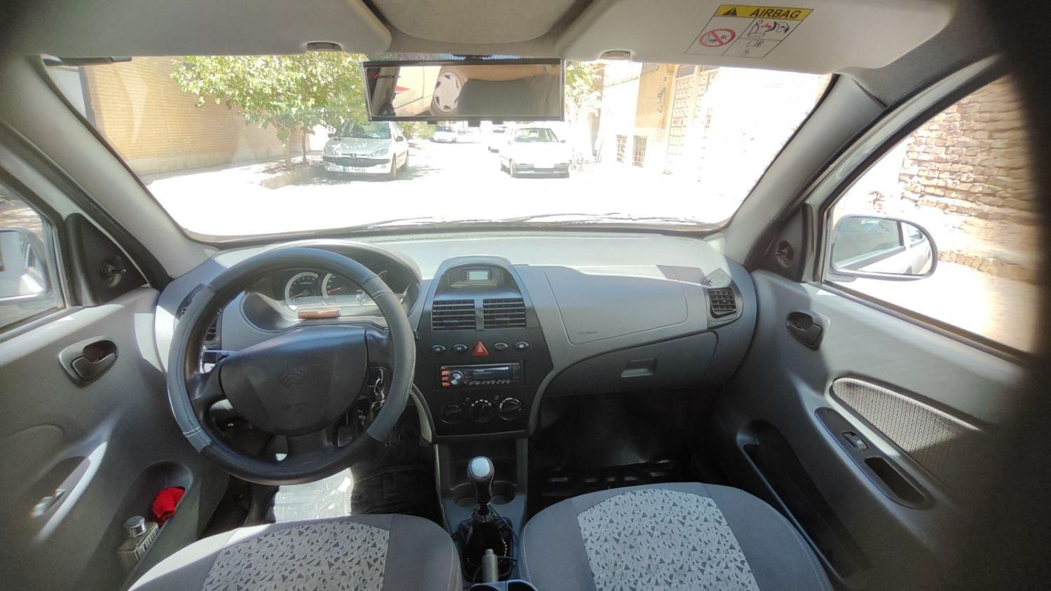 تیبا صندوق دار SX - 1398