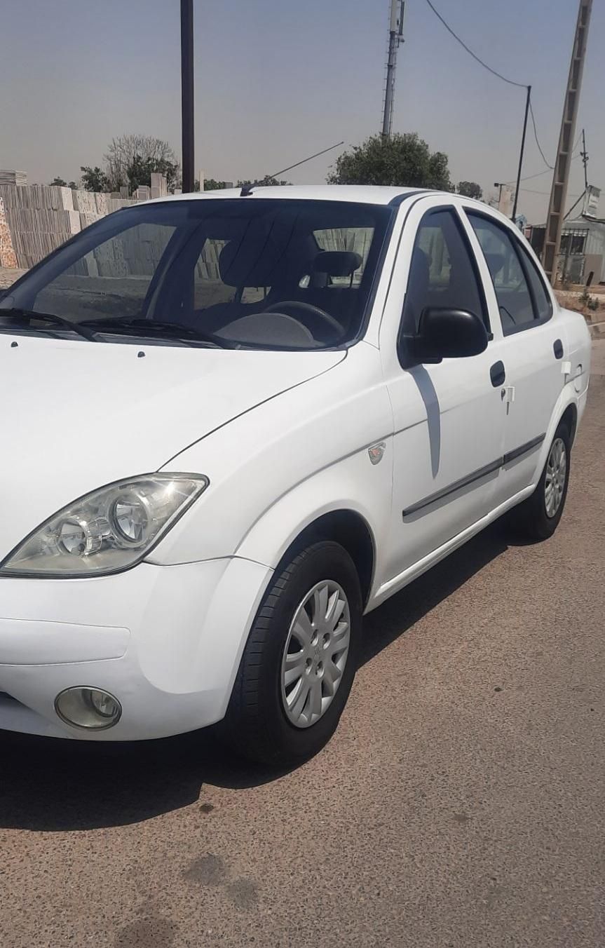تیبا صندوق دار SX - 1400