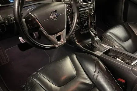 ولوو XC60 R-DESIGN PLUS - 2014